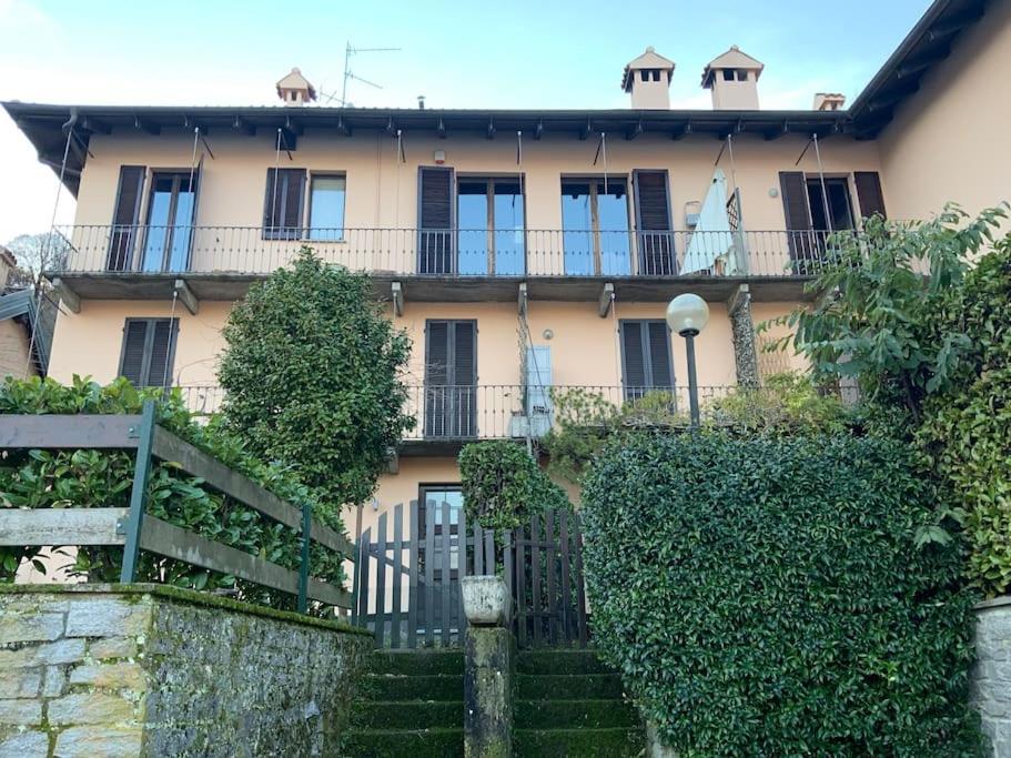 Villa Giardino Con Pontile Sul Lago D'Orta In Riva Orta San Giulio Eksteriør bilde